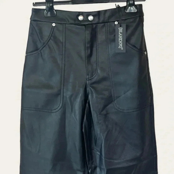 Blank NYC Women's Size 27 The Baxter Vegan Leather Straight Leg Cropped Pants - Picture 6 of 11